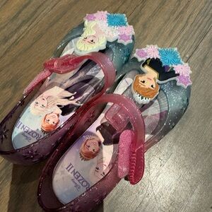 Frozen Themed Glittery Kids Sandals
